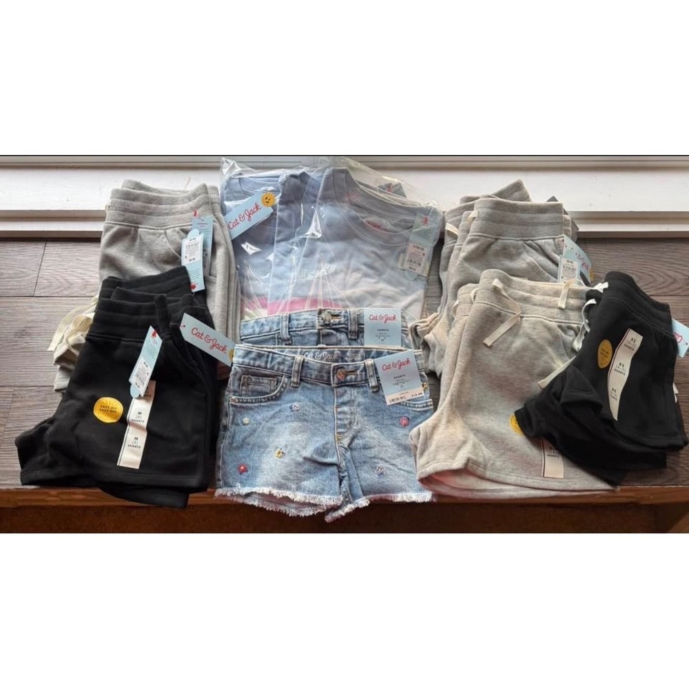 Girls Cat & jack lot of 20 NWT